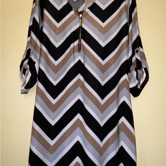 Tacera Plus Size L Chevron Tunic Top Zip Front Roll Tab Sleeves Black Tan - Picture 1 of 10